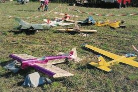 IV. ročník sletu ultralehkých letadel a rádiem řízených modelů RC-V2